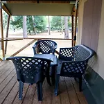Safaritent 4 * Vessem