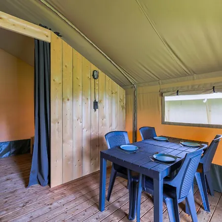 Safaritent 4 3* Vessem