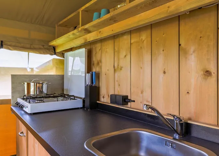 Glamping Safaritent 4 Vessem